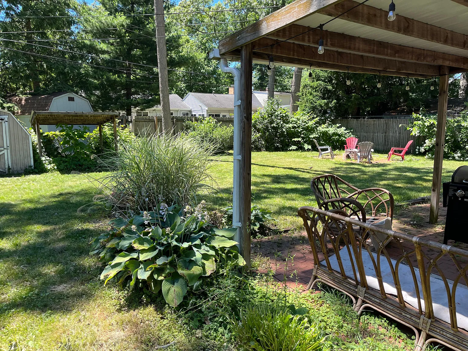5 bed, 2700 sqft, $2,600 — Photo 4