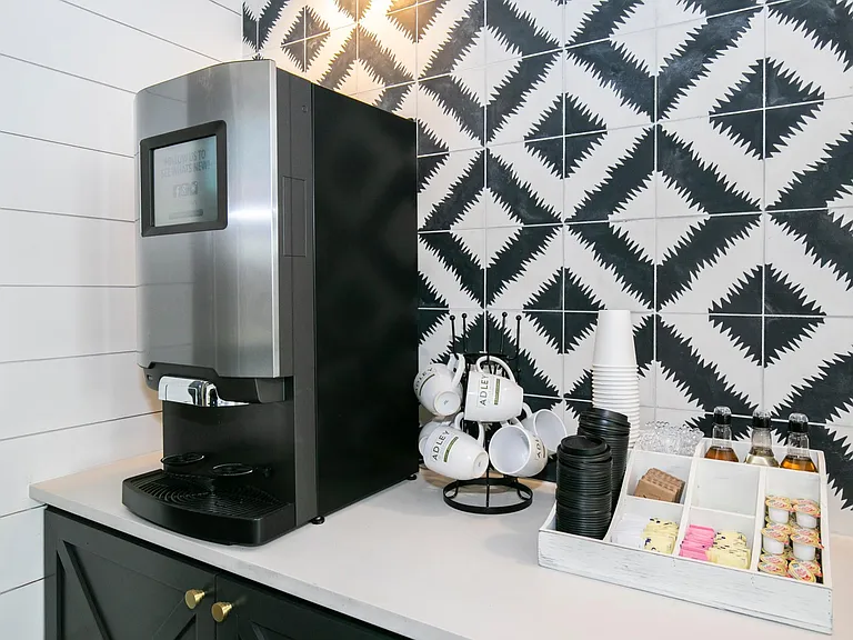 9123 Crescent Clover Dr — Photo 31