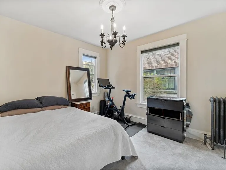 521 16th Ave E #4 — Photo 15