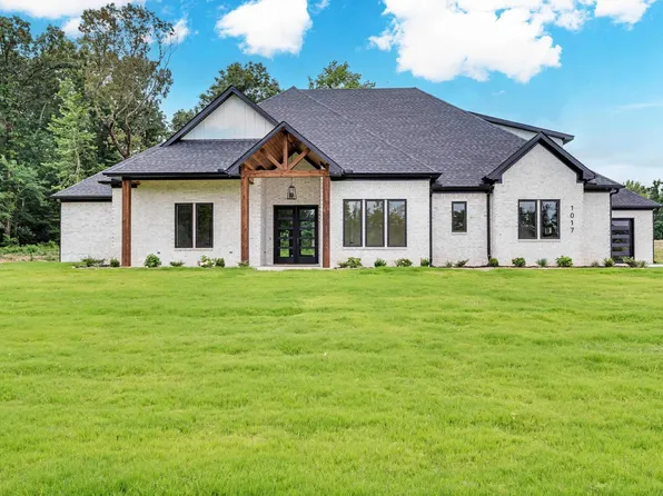 1017 Manor Way, Alexander, AR 72002