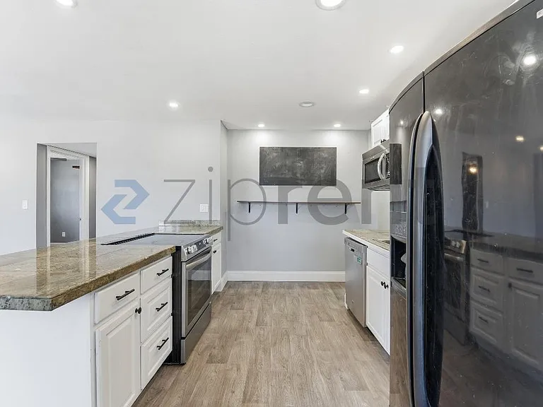 1228 E Barbara Dr — Photo 11