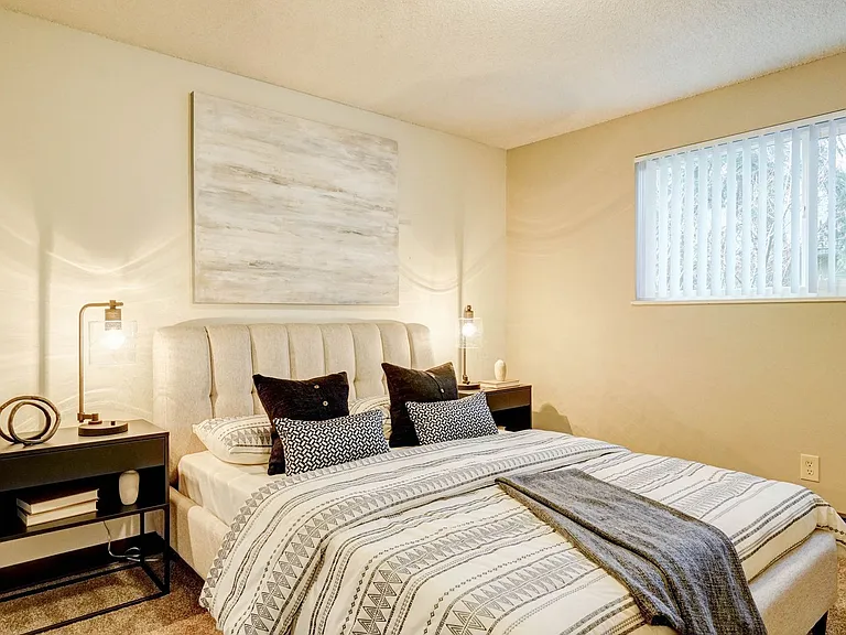 Spacious and immaculate townhomes! — Photo 12
