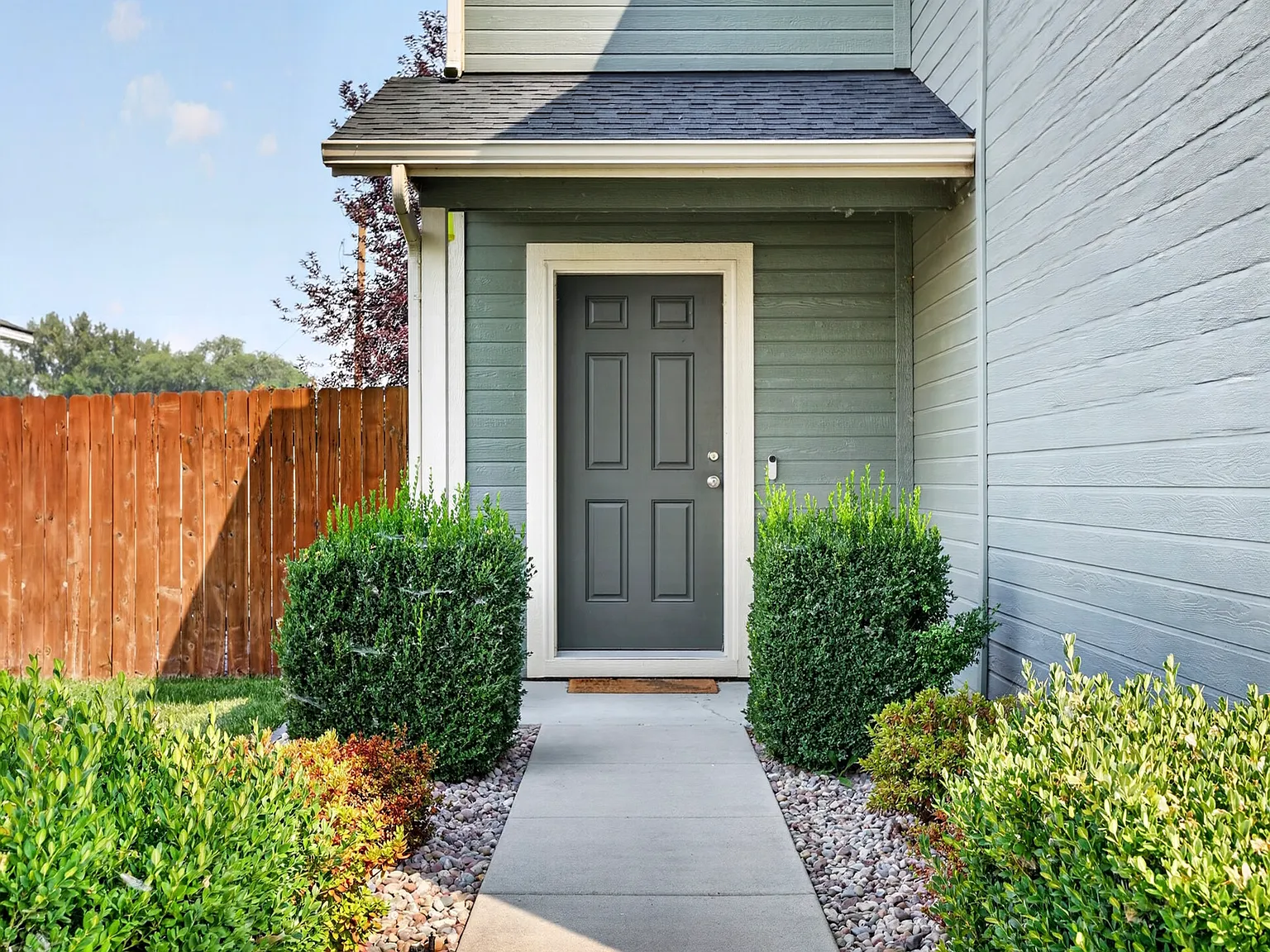 3 bed, 1684 sqft, $2,650 — Photo 3