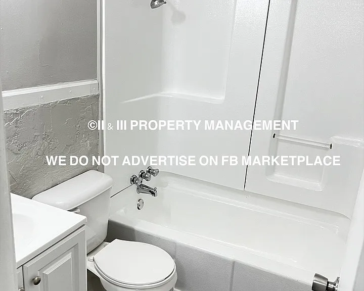 110 S Annie St — Photo 2