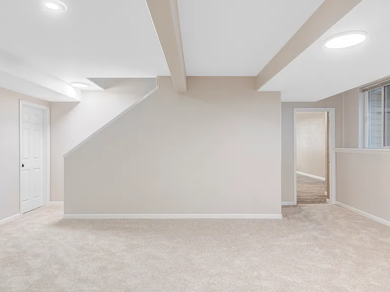 212 Mulligan Lake Dr — Photo 23