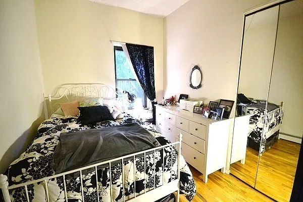 Rented by Bold New York | media 15