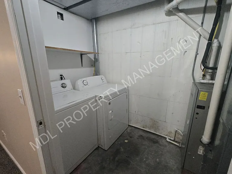 704 E Union St — Photo 12