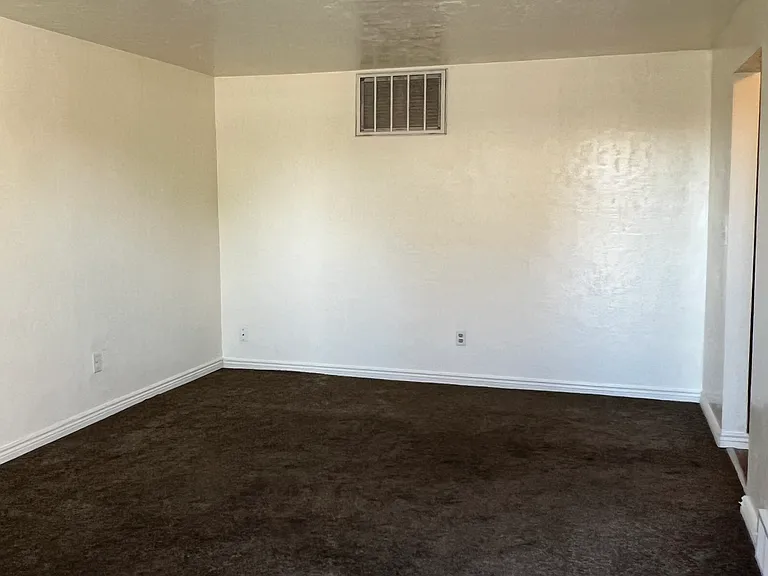 1054 N Victoria Way #1 — Photo 7