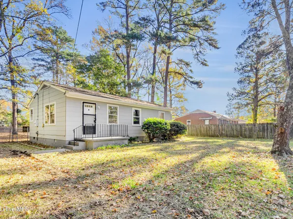 3504 Powell St, New Bern, NC 28560