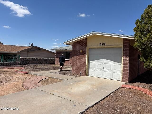 1st image of 1565 Diego Rivera Dr