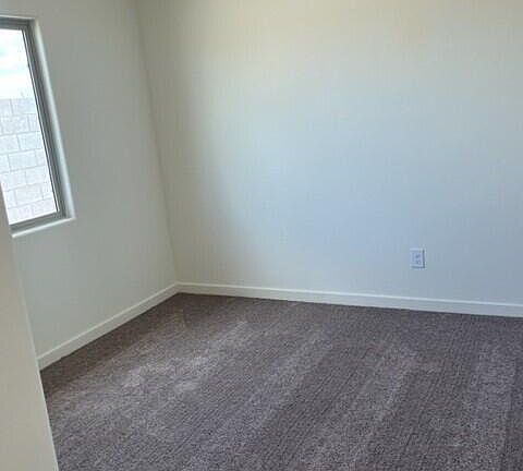 5th image of 1066 W WEST VIRGINIA Avenue