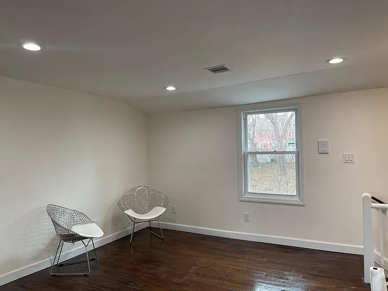 108 Elm St #3 — Photo 7