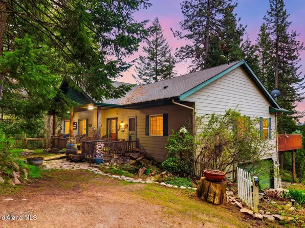 17461 N Right Fork Rd, Hauser, ID 83854