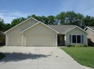 2024 E 26th St, Lawrence, KS 66046