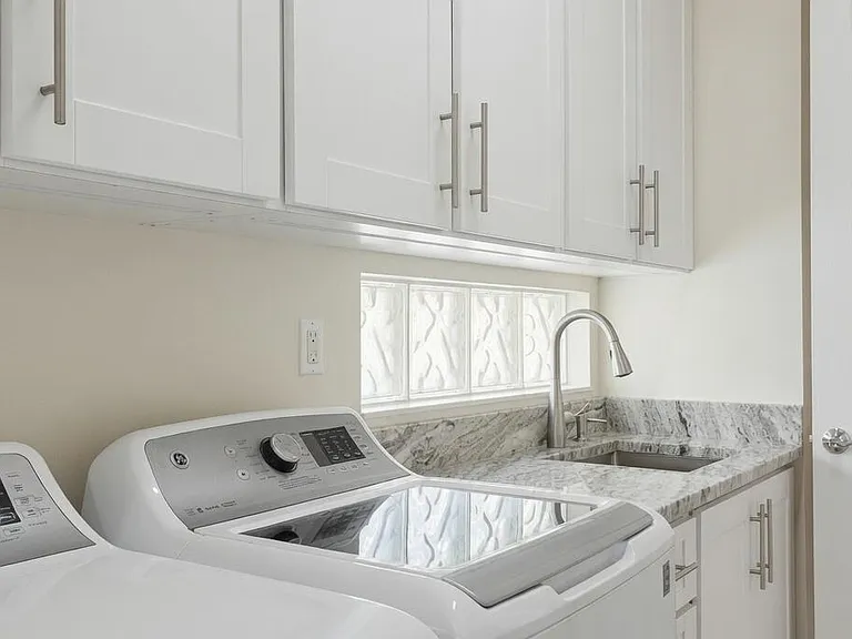 11547 SW Rockingham Dr — Photo 23