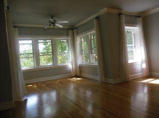 1526 W Thome Ave, Chicago, IL 60660