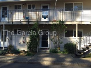 6735 SW Capitol Hill Rd APT 3, Portland, OR 97219