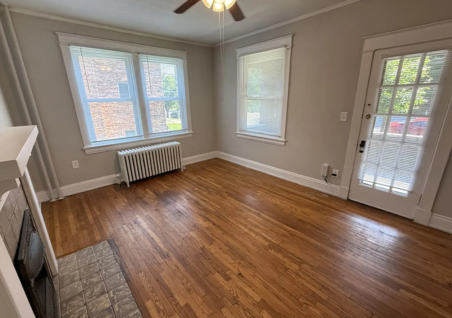 Clifton 3027 — Photo 3
