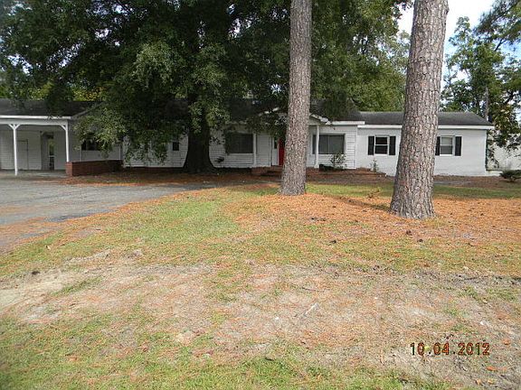 2nd image of 207 S Hillcrest Dr