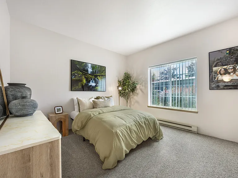 Model Guest Bedroom