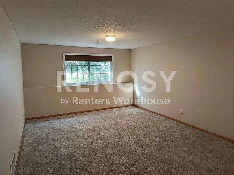 15284 Florist Cir — Photo 23