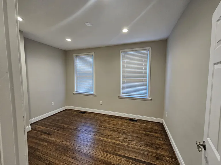 413 Main St #A — Photo 18