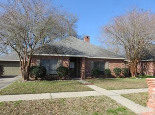 102 Hanover Sq, Lafayette, LA 70508