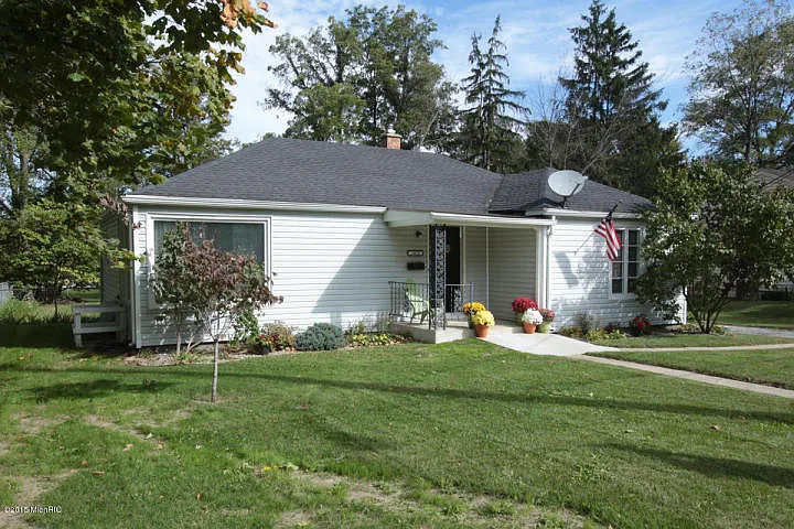 1829 Miller Rd photo 1