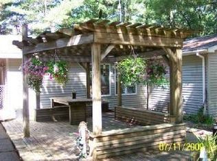 4653 S Spruce Ave, White Cloud, MI 49349