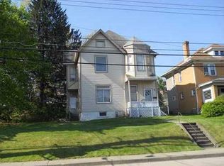 824 5th Ave, Coraopolis, PA 15108