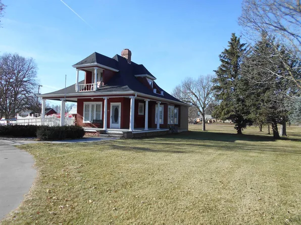 308 N Holcomb Ave, Callaway, NE 68825