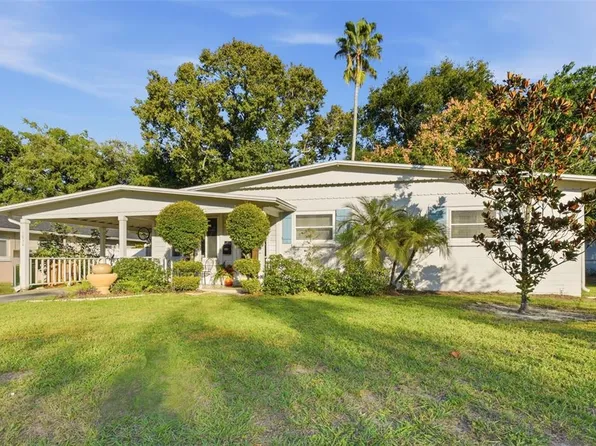 1030 N Lakemont Ave, Winter Park, FL 32792