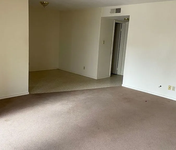 1501 Sam Houston Dr — Photo 5