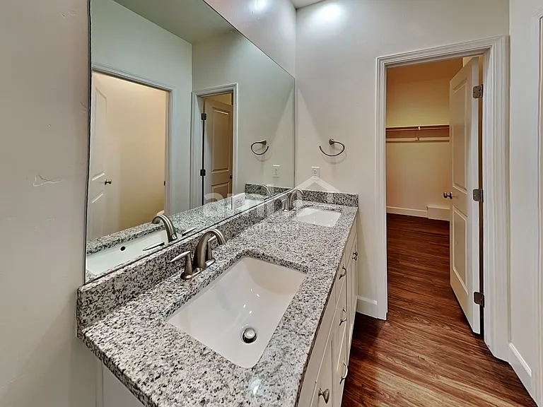 245 E Sicily Dr — Photo 13