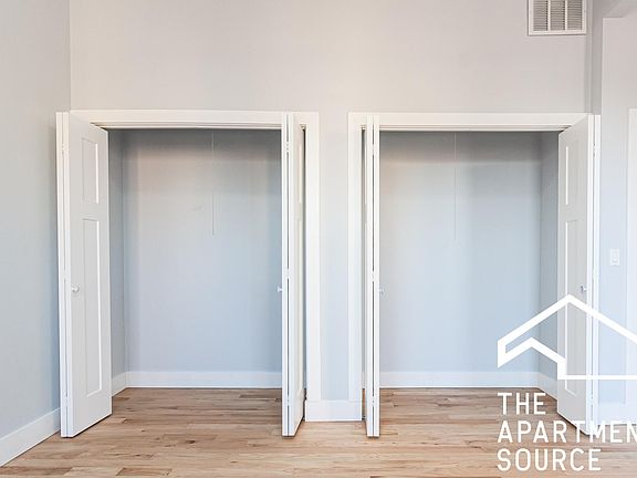 3rd image of 934 N Richmond St #2F