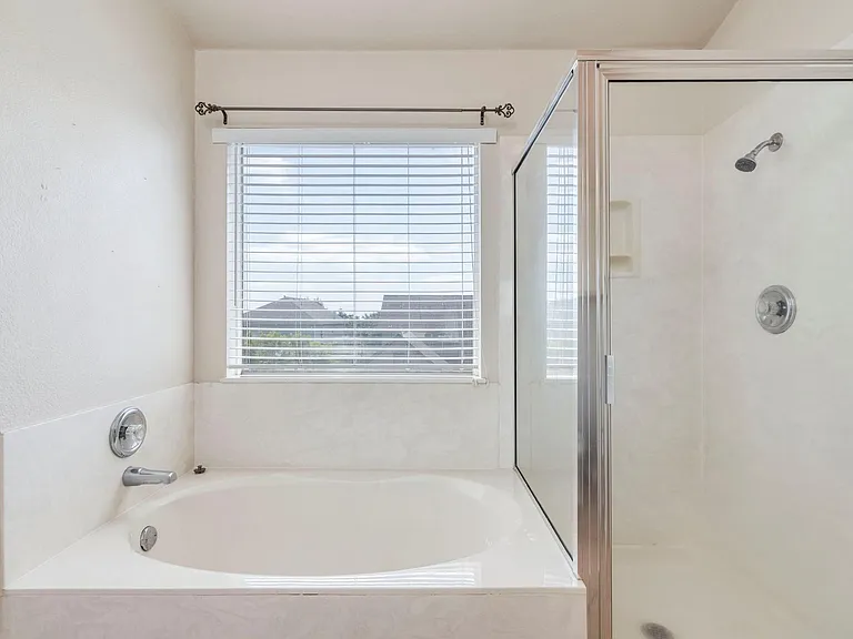 5814 Negley — Photo 25