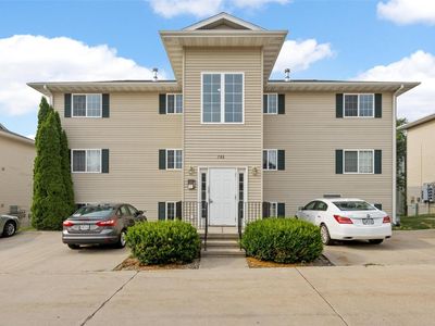 780 Magnolia Ln Unit 2, Marion, IA, 52302