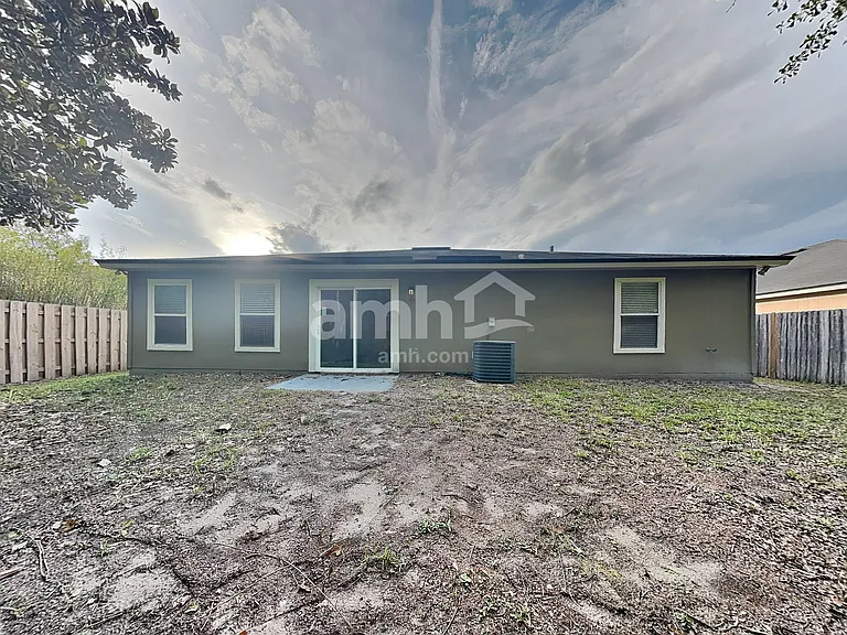 1867 McGirts Point Blvd — Photo 22