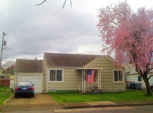 1433 Parker St, Springfield, OR 97477