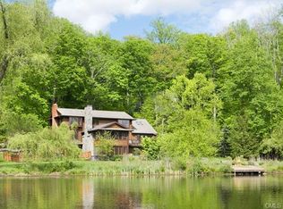 8 Clayton Pl, Ridgefield, CT 06877