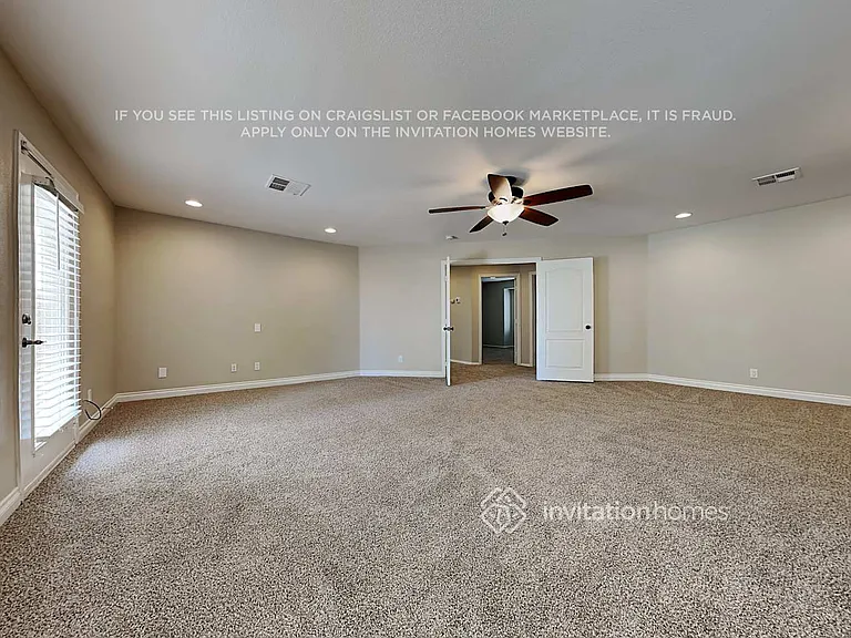 8460 Del Vista Ct — Photo 11