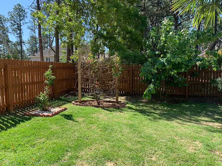 1455 Longleaf Dr E — Photo 15