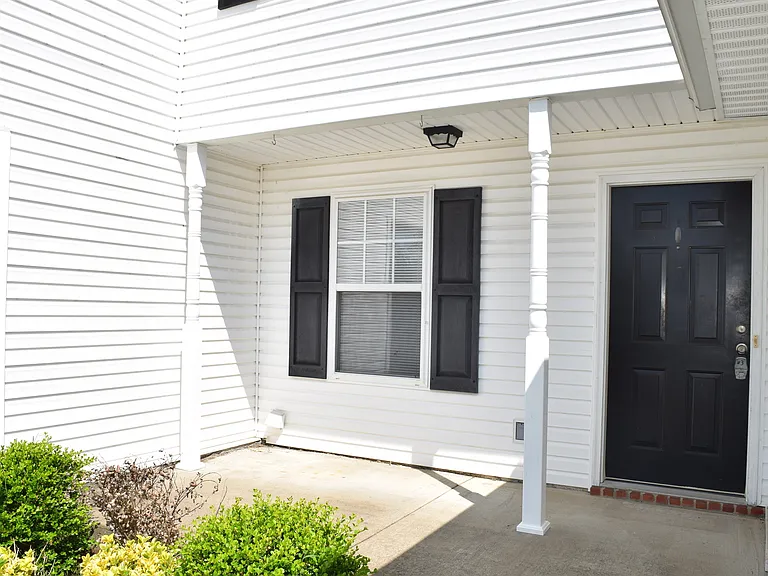 919 Tapoco Ct — Photo 4