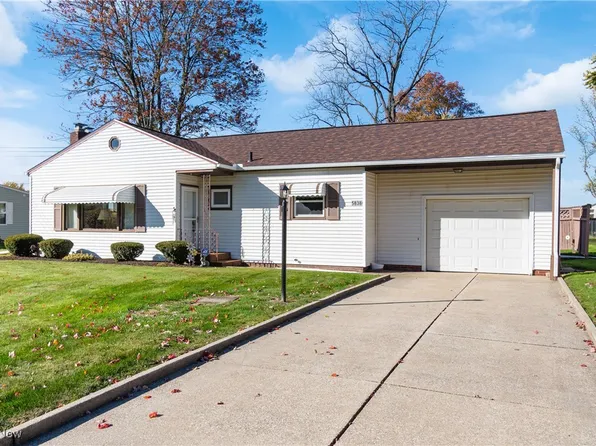 5838 Harter Home Dr, Akron, OH 44319