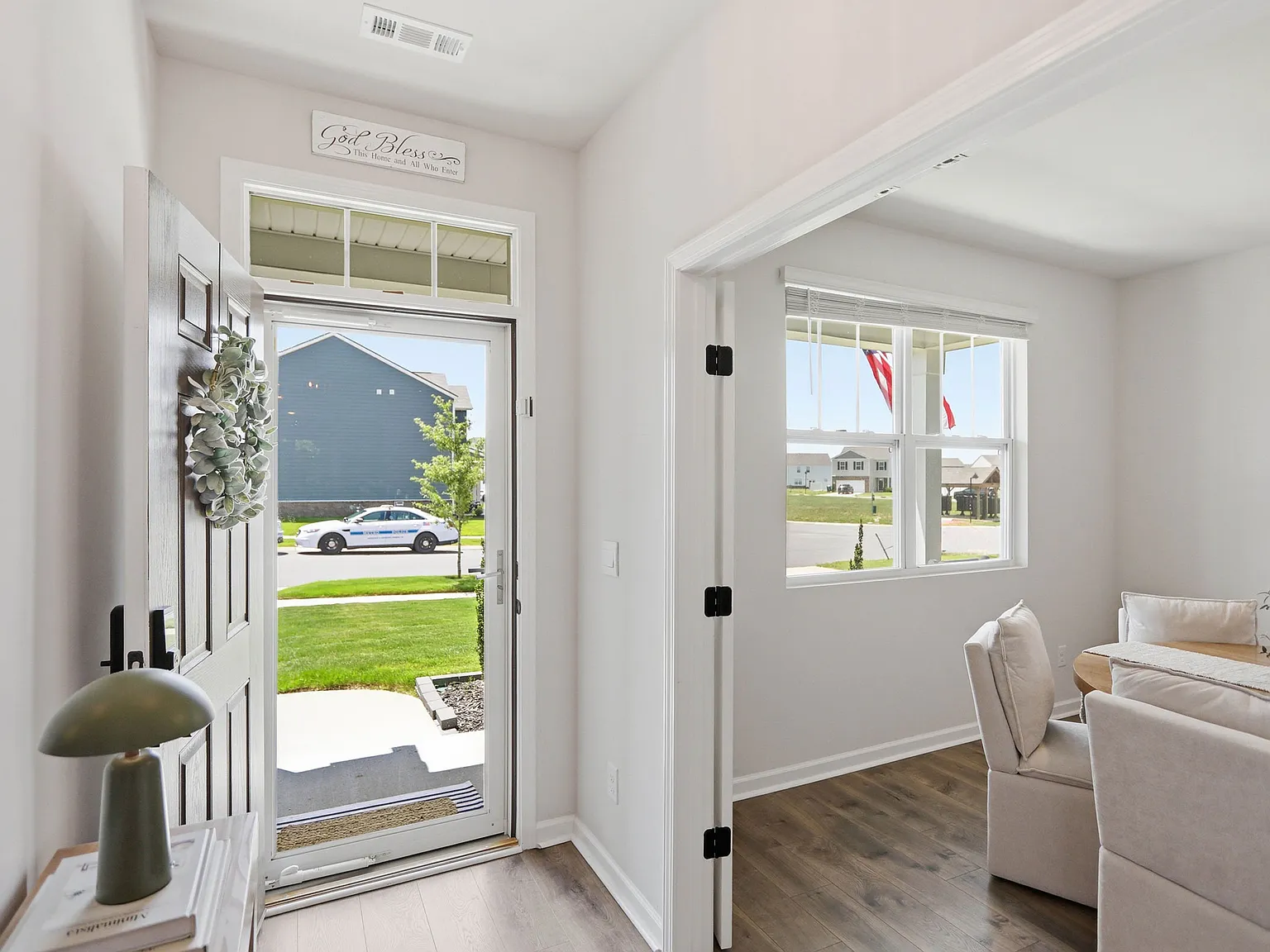 4 bed, 2.5 bath, 2618 sqft, $2,575 — Photo 4