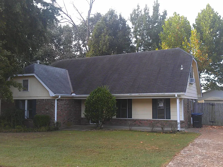 7857 Terry Franklin Dr — Photo 2
