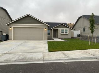525 Marysville Way, Richland, WA 99352