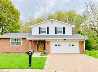 104 Terry Ct, Weirton, WV 26062