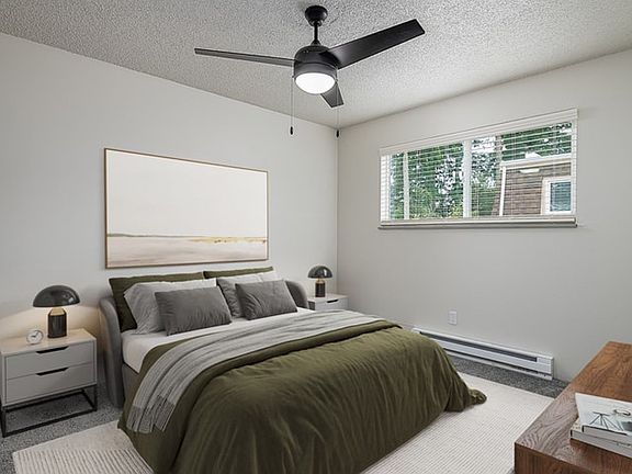 3rd image of 6707 196th St SW #202