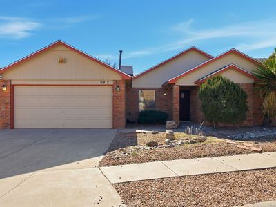 6912 Sweetbrier Ave NW, Albuquerque, NM, 87120